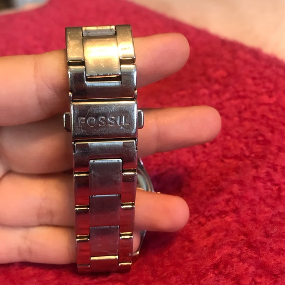 FOSSIL watch - Picture 2 of 3